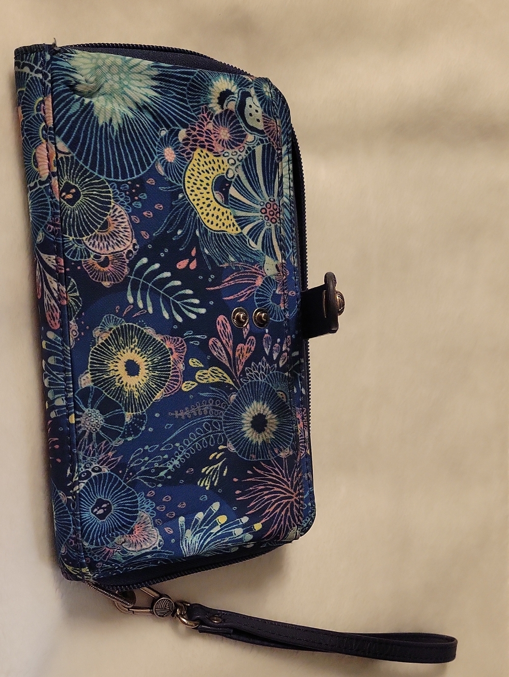 Sakroots Navy Floral Wristlet Clutch